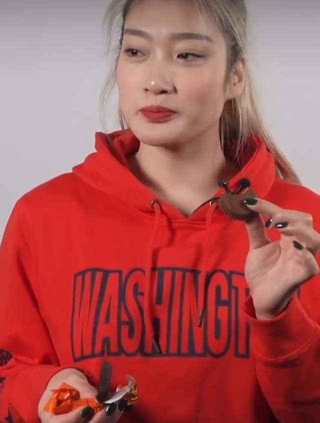 亚洲女优在线视频